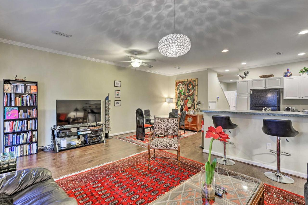 Rehoboth Beach Townhome With Grill 2 Mi To Ocean! Exterior photo